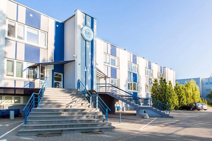 WSB Üniversitesi