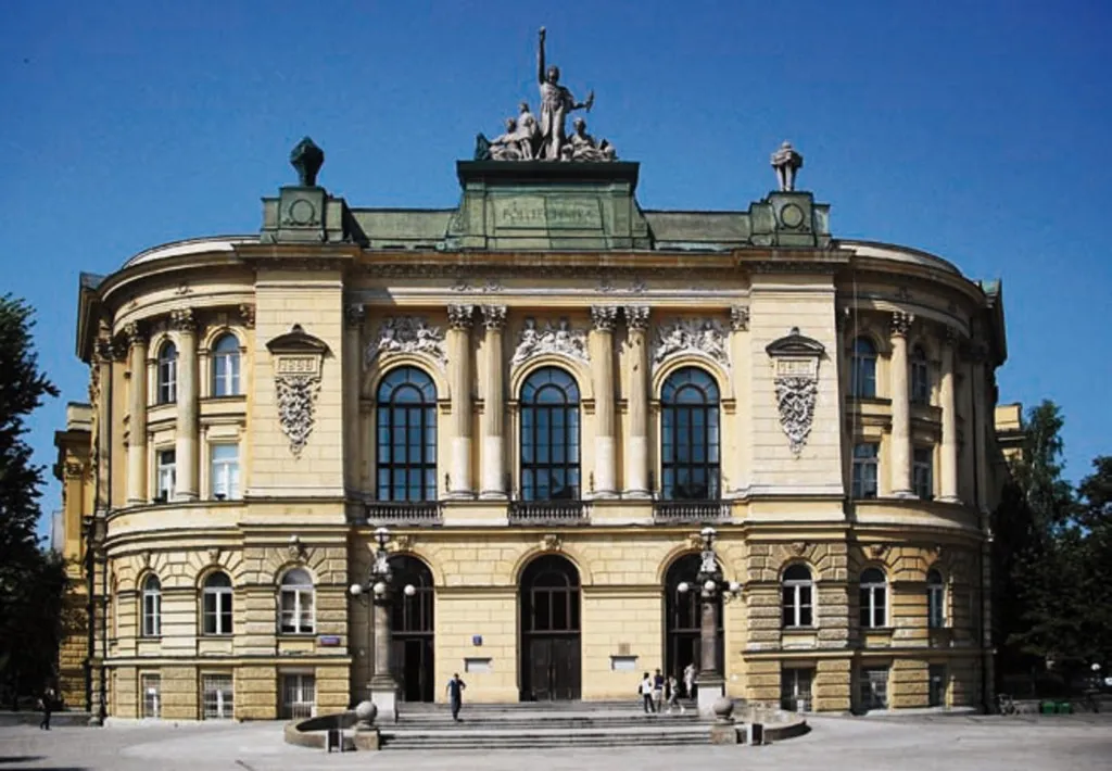 Varşova Teknoloji Üniversitesi
